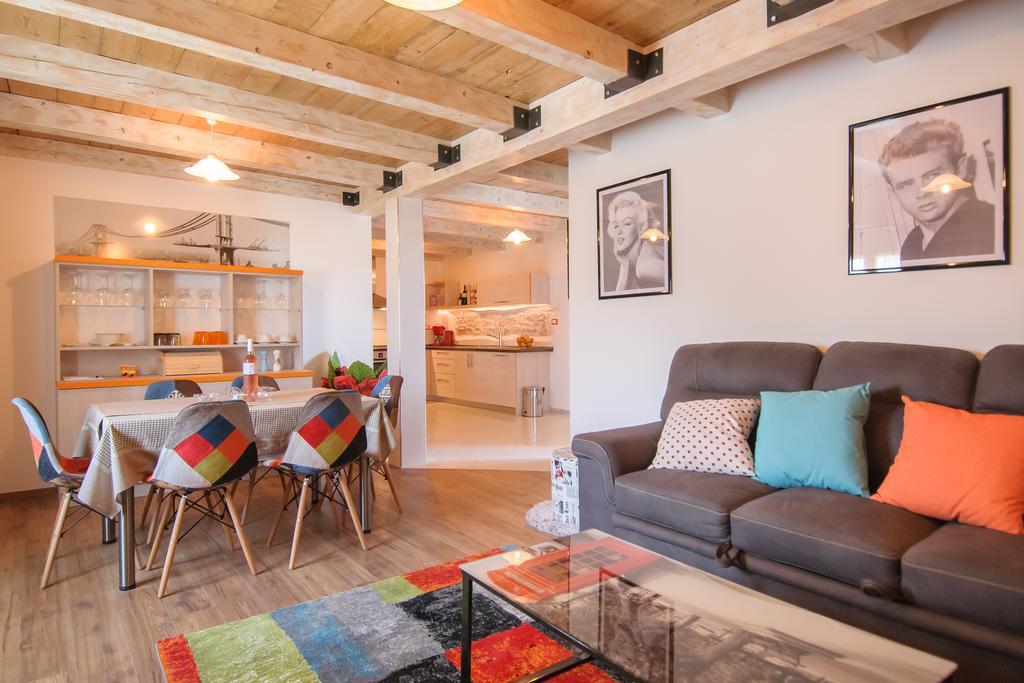 Apartments Borgo 8 Tar-Vabriga Exterior foto